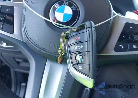 2021 BMW X3 xDrive30I z USA, uszkodzony, nr VIN 5UXTY5C08M9H51154